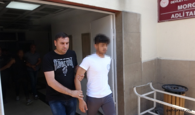 Gençlerin kavgasında kan aktı: 1 ölü