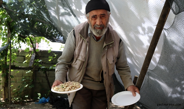 Kayserili Seyit amca gönülleri fethetti!