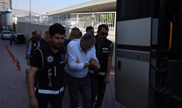 Mali polisler 8 ay takip etti, vatandaşları 100 milyon TL dolandıran 9 kişi yakalandı!