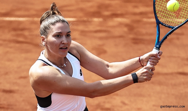 Rus tenisçi Dzalamidze, Wimbledon'a katılabilmek için vatandaşlığını değiştirdi!