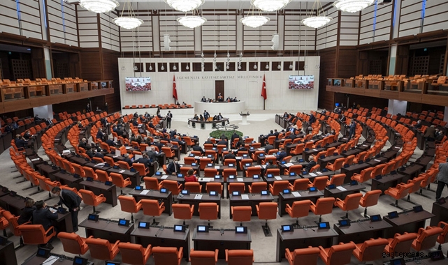 Sosyal medya düzenlemesini içeren Basın Kanunu teklifi görüşmeleri ertelendi!