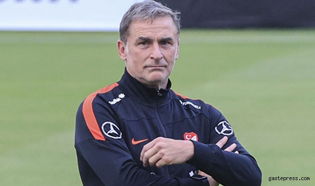 Stefan Kuntz ilk yarıdaki oyunu beğenmedi!