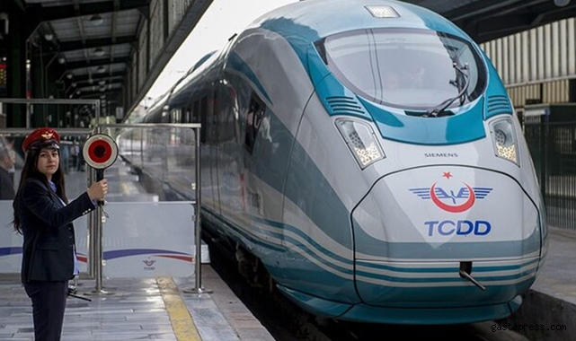 TCDD Yüksek Hızlı Tren'e yüzde 30 zam yaptı!