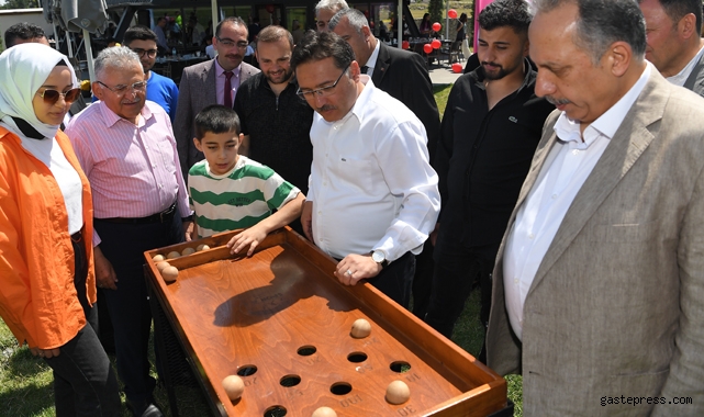 Başkan Büyükkılıç çocukluk günlerini yeniden yaşadı!