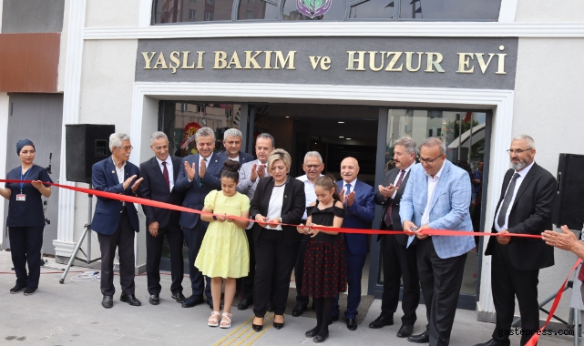 Bu merkez yaşlılara 5 yıldızlı otel konforu yaşatacak!