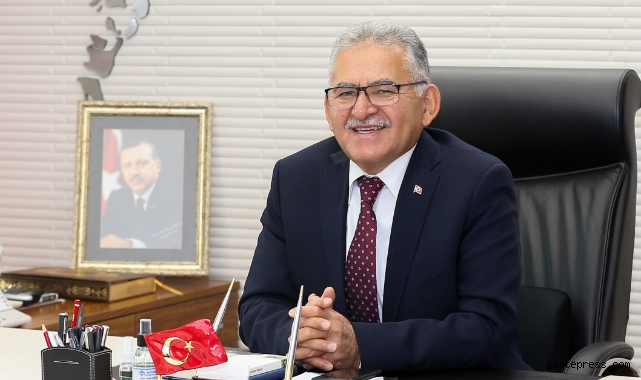 Büyükkılıç, 24 Temmuz Gazeteciler ve Basın Bayramını kutladı!