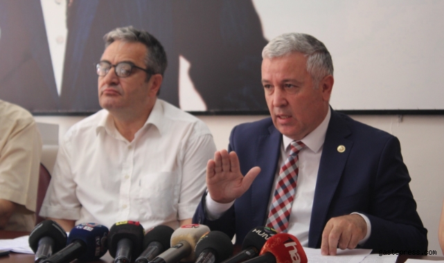 Çetin Arık: "Her gün 40 sağlıkçı şiddete maruz kalıyor, sebebi iktidar" 