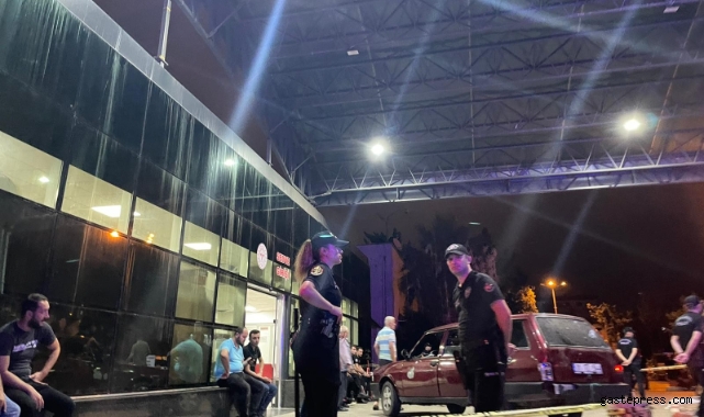İskenderun’da silahlı saldırı: 1 ölü, 8 yaralı!