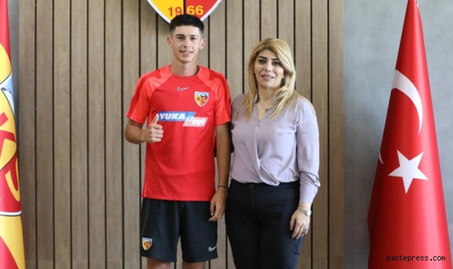 Kayserispor, Baran'ı profesyonel yaptı!
