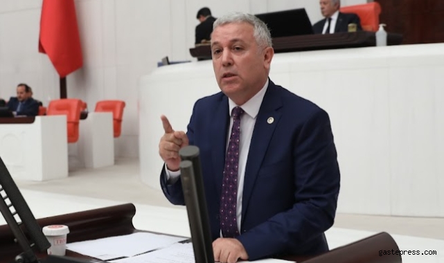 Milletvekili Çetin Arık, 141 kez ağırlaştırılmış müebbet cezası alan Öztürk'ü hatırlattı