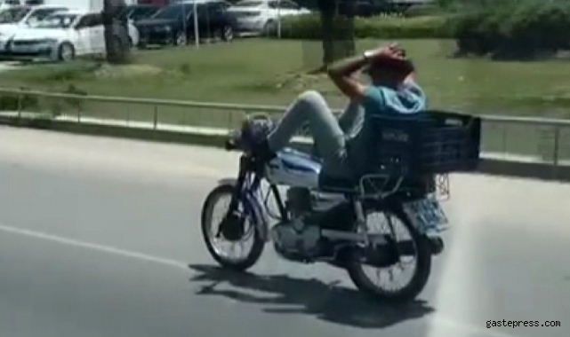Motosikletle tehlikeli yolculuk!