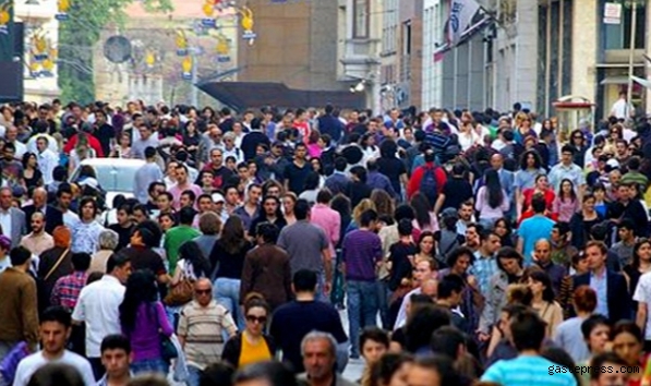 Son Dakika: Türkiye genelindeki işsiz sayısı mayısta 56 bin kişi azalarak 3 milyon 785 bin kişi oldu