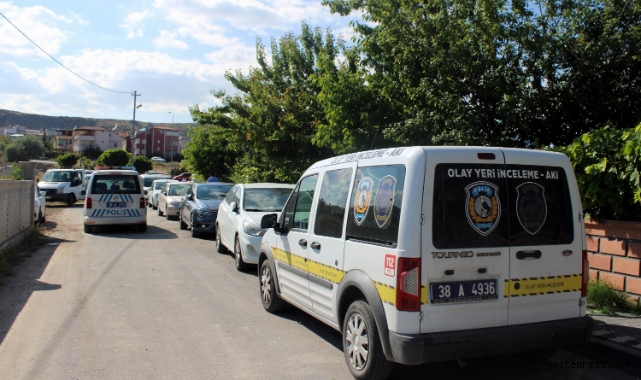 Yaşadığı villada ölü bulundu!