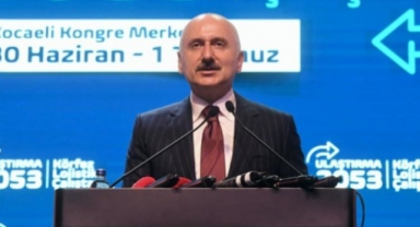 Bakan Karaismailoğlu: Elleçlenen yük miktarı 7 ayda 319.6 Milyon tonu geçti!