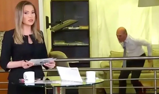 Bakan Soylu dizlerinin üstüne çöktü canlı yayındaki 7.6'lık deprem anı videosu!