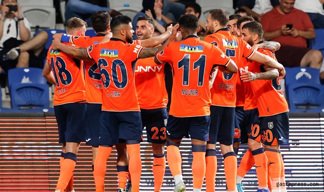 Başakşehir'den net galibiyet Kasımpaşa'ya gol yağmuru!