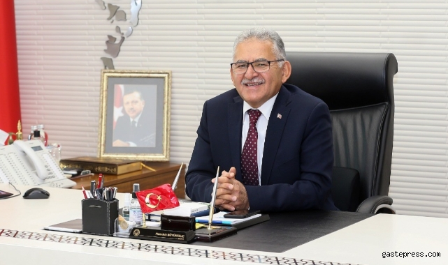 Başkan Büyükkılıç: "Vatan, bayrak ve millet sevgisini miras olarak bırakan ecdadımızı rahmetle anıyorum"