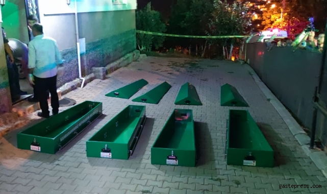 Bir ailenin yok olduğu evdeki cenazeler morga kaldırıldı!