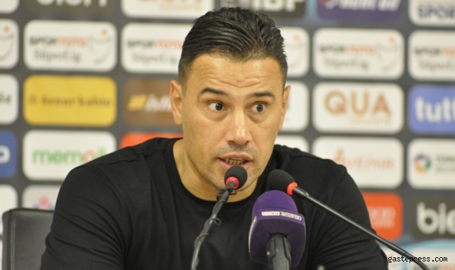 Çağdaş Atan: “Bugün futbolcularımla gurur duydum”