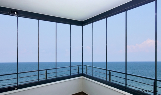 Cam Balkon Sistemleri Nasıl Çalışır?
