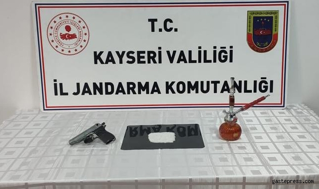 Jandarmadan uyuşturucu operasyonu!