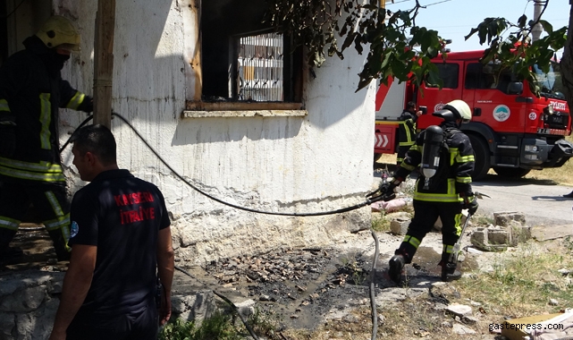 Kayseri'de müstakil bir evde çıkan yangın söndürüldü!