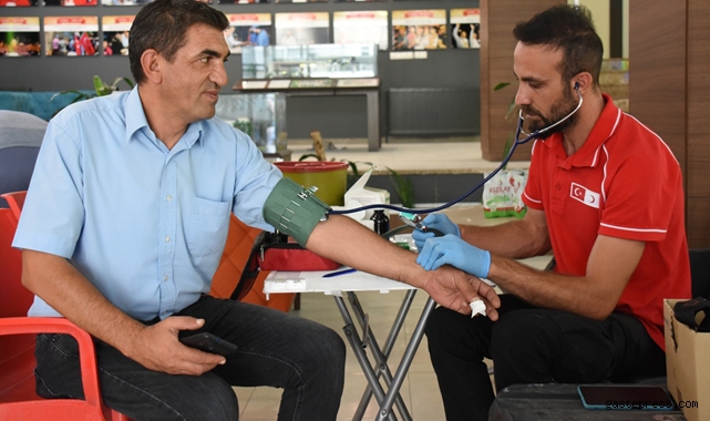 Kocasinan Belediyesi çalışanlarından, Kızılay'a kan bağışı!