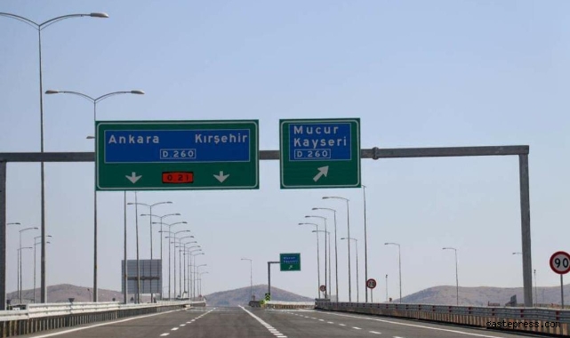 Özhaseki: “Ankara-Niğde Otoyolu’nun, Kırşehir-Kayseri bağlantısının yol işaretlemeleri tamamlandı” 
