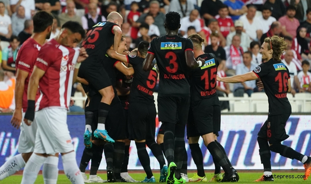 Sivasspor ile Gaziantep FK zorlu mücadelede yenişemedi!