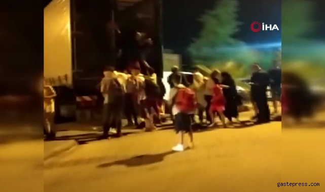 Tır kasasında Avrupa hayali ile Marmaris'e geldiler!