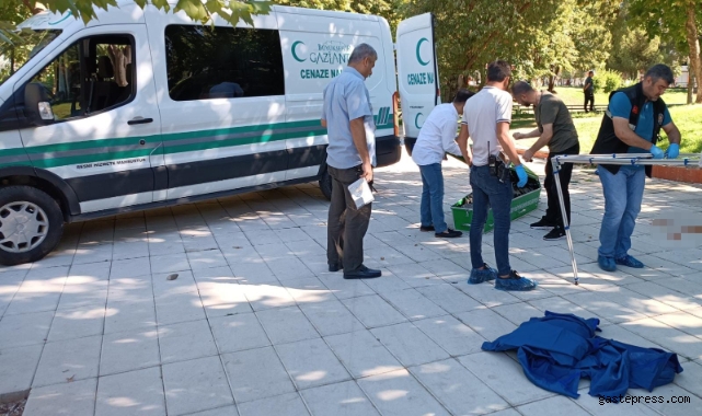 Uzman çavuş, parktaki bankta ölü bulundu!