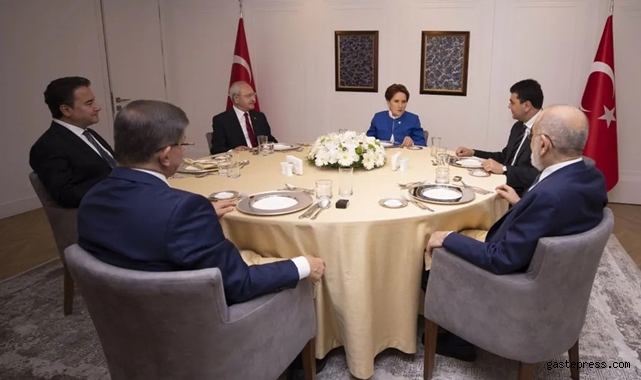 6'lı masada aday tartışması büyüyor! Davutoğlu: "Aday kim olursa olsun kazanır tutumu yanlış"