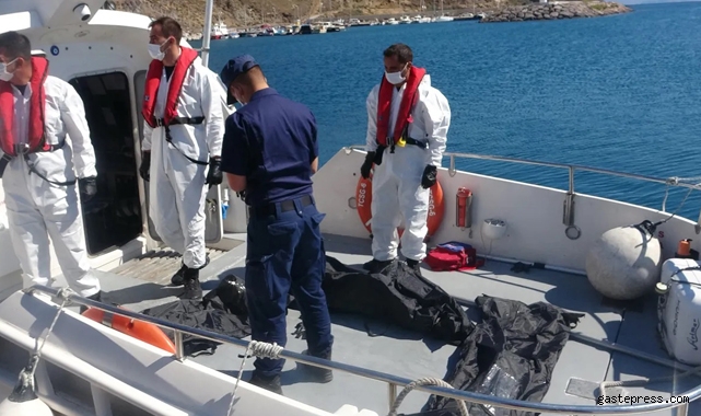 Çanakkale'de mültecileri taşıyan tekne battı! 
