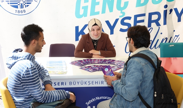 Kayseri Büyükşehir'den Üniversite Öğrencilerine Rehberlik ve Danışmanlık Hizmeti!