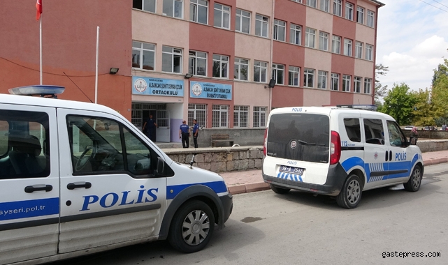 Okulu kurşunladılar!