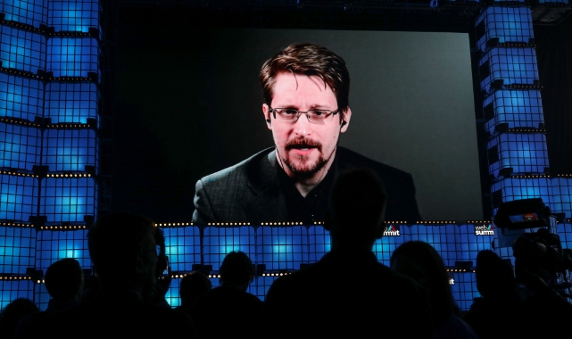 Rusya’dan ABD'nin istihbarat bilgilerini sızdıran Edward Snowden'a vatandaşlık!