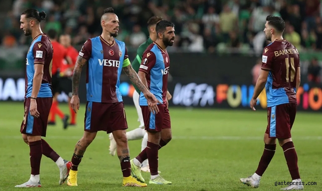 Trabzonspor deplasmanda 10 kişi kalan Ferencvaros'a diş geçiremedi!