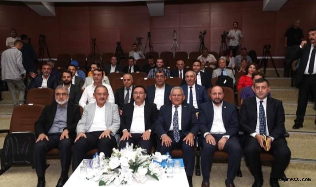 Vali Çiçek’ten ‘turizm’ açıklaması!