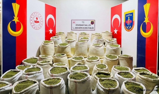 Bakan Soylu açıkladı: Diyarbakır’da 3 ton 470 kilogram kubar esrar ele geçirildi!