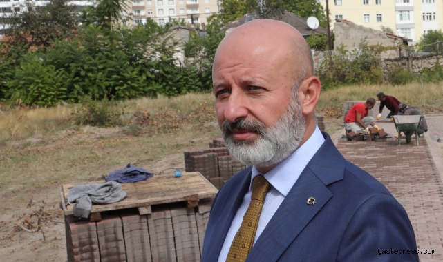 Başkan Çolakbayrakdar; “Yeşil alan ağırlıklı parklarla şehrin yeşil oranını artırıyoruz"