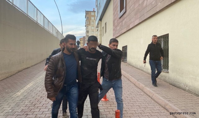 Cinayet zanlısının firarı 1 ay sürdü!