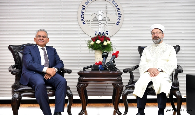 Diyanet İşleri Başkanı Erbaş’tan Başkan Büyükkılıç’a ziyaret!