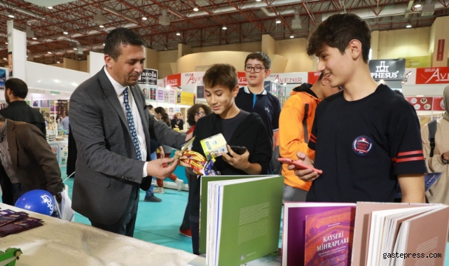 Kayseri Büyükşehir KAYMEK, 5. Kayseri Kitap Fuarı’nda kitapseverlerle buluşuyor!