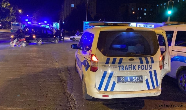 Kayseri'de 2 otomobil çarpıştı: 1 yaralı!