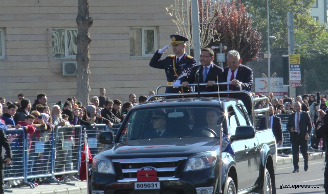  Kayseri’de 29 Ekim Cumhuriyet Bayramı coşkuyla kutlandı