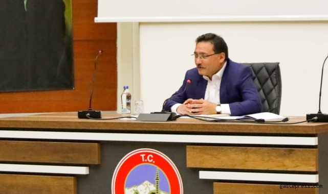 Kayseri Valisi Gökmen Çiçek: “Amacımız vatandaşlarımıza en iyi hizmeti sunmak”