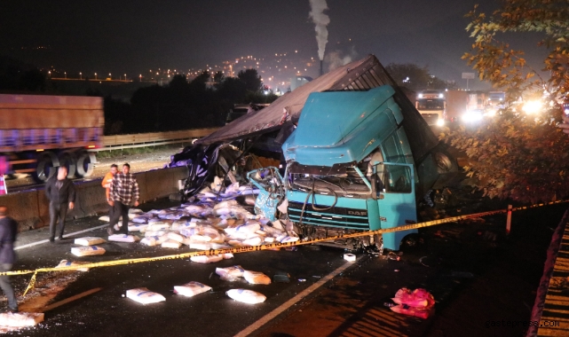 Sakarya D-650 Kara Yolu'nda feci kaza: 1 ölü, 1 yaralı!