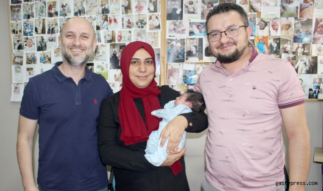 20 yıllık bebek özlemi Memorial Hastanesi’nde son buldu!