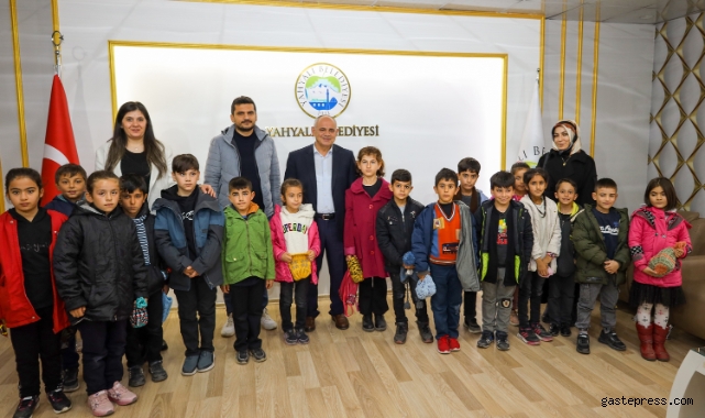 Başkan Öztürk, küçük öğrencilere belediyeciliği anlattı!