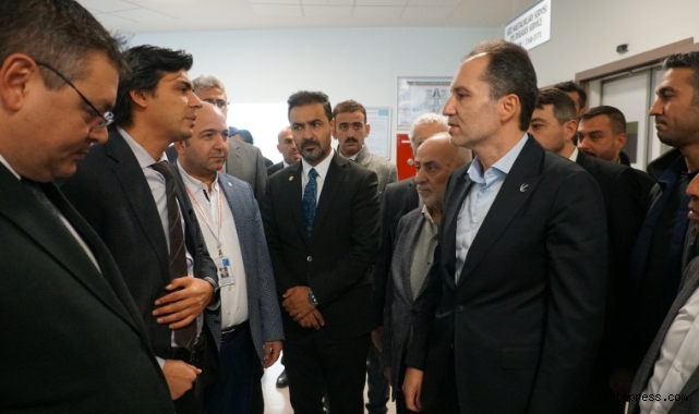 Erbakan kazada yaralanan partililerini yalnız bırakmadı!